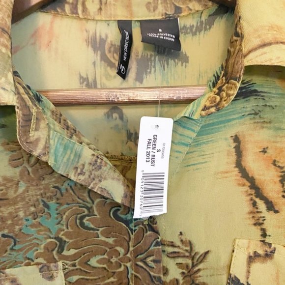 New Directions Sheer Button Front Floral Blouse - Picture 4 of 6